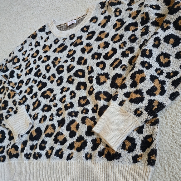 Sweaters - Knox Rose Leopard Print Crew Neck Sweater